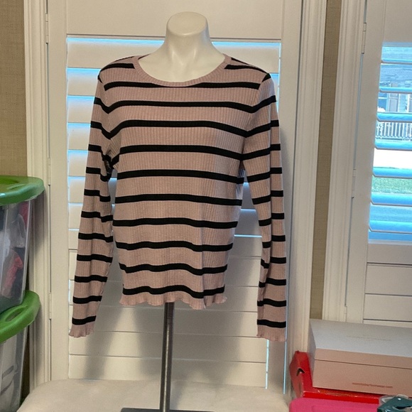 Forever 21 Pink and Black Striped Long Sleeve Top - Picture 1 of 6